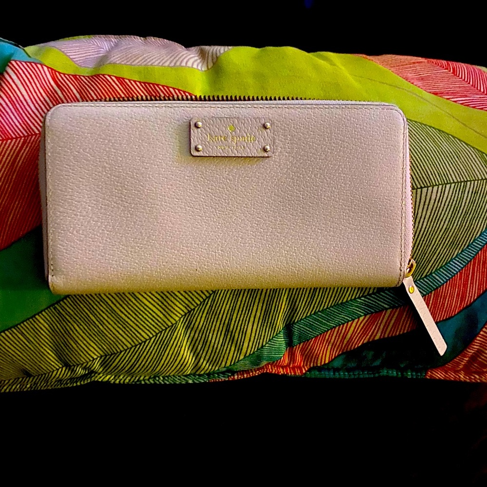 Kate Spade ♠️ Wallet